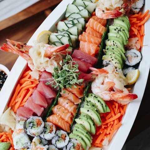 Sail Away Boat-Shaped Sushi