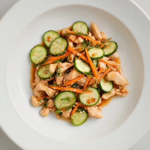 Deli Container Shaker Chicken Salad